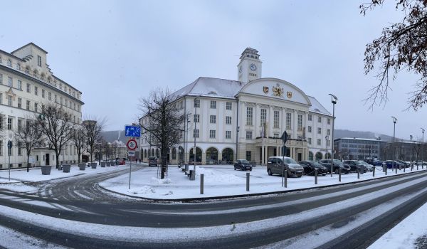 Winteransicht des Sonneberger Rathauses. Foto: Franziska Träger