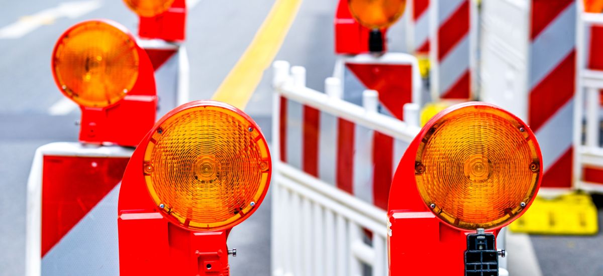 Eine Straßensperrung. Foto: AdobeStock_282848448