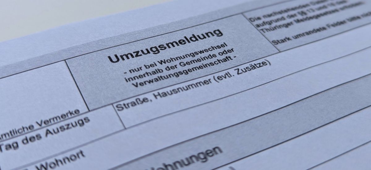 Ein Dokument mit der Aufschrift: Umzugsmeldung.