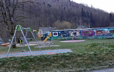 Ein Spielplatz in Blechhammer.