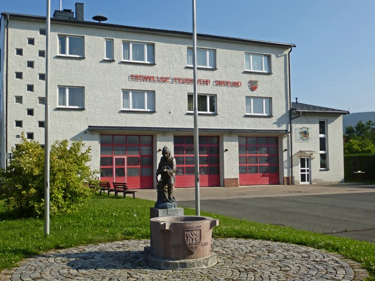 Feuerwehrgebäude in Oberlind.